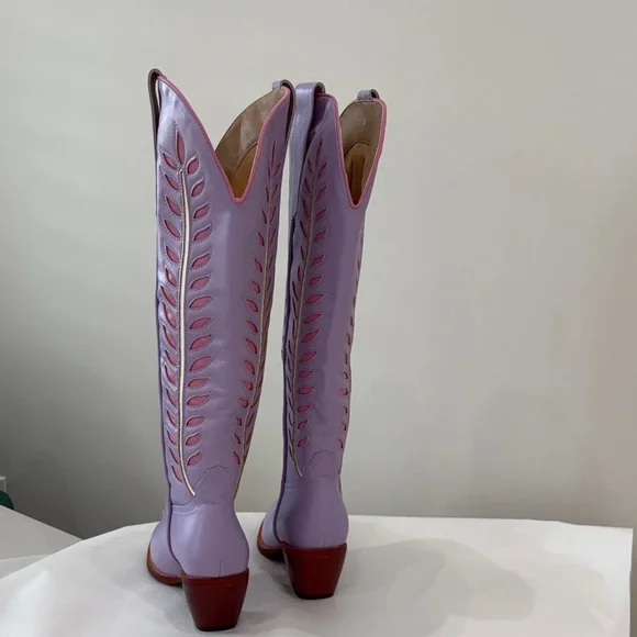 Lavender Boots - Picture 5 of 11